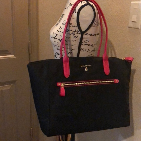 MK bag 💼 - Picture 7 of 7